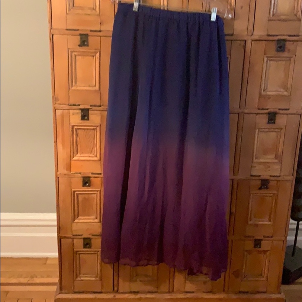 Fully lined maxi skirt